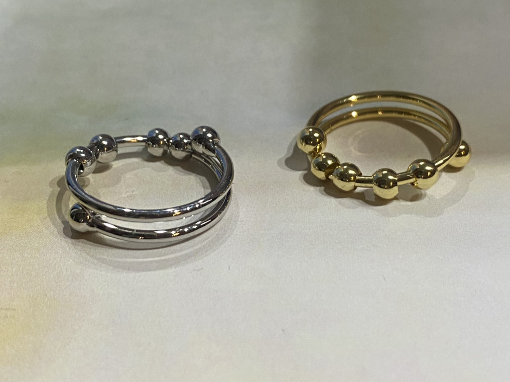 Bague perles mobiles